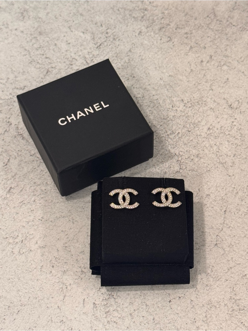 CHANEL Crystal CC Logo Stud Earrings - Black & Silver Tone
